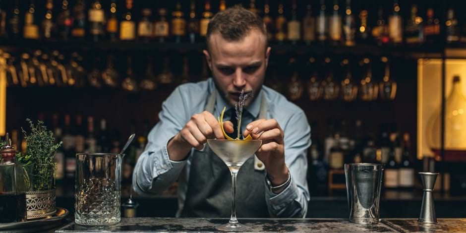 dressing a cocktail